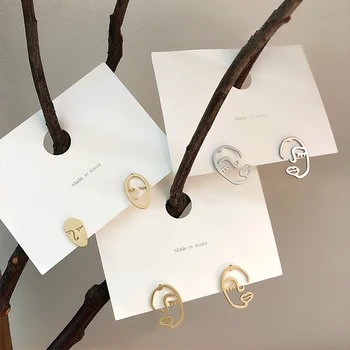 

Vintage Personality Metal Hollow Face Stud Earrings Jewelry Simple Metal Unique Design Girls Statement Earrings Accessories