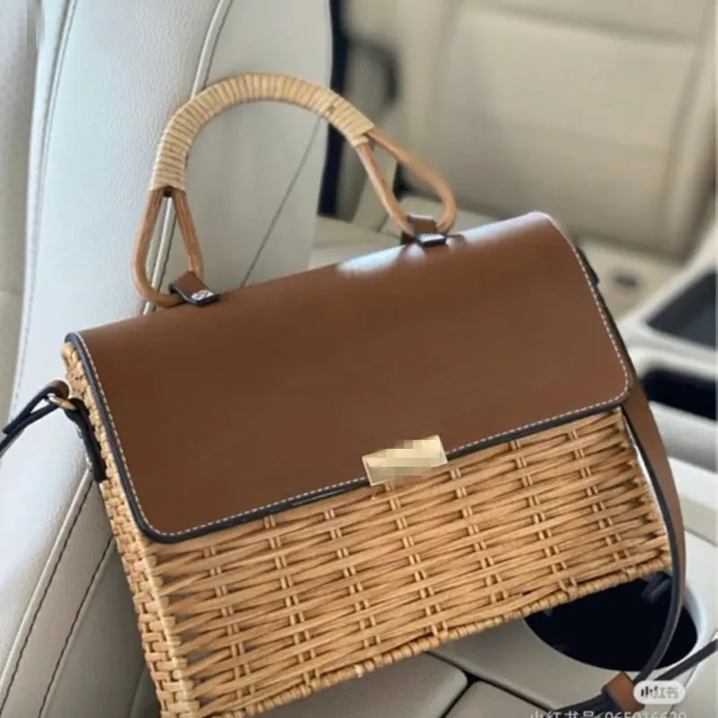 Bolsa Tule Rattan