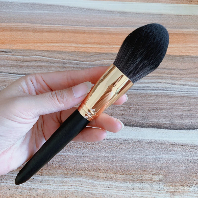 High-end Flame shape Scattered Painting Blush full coverage kabuki Honey Paint Ultra Soft Sculpting Brush Hair