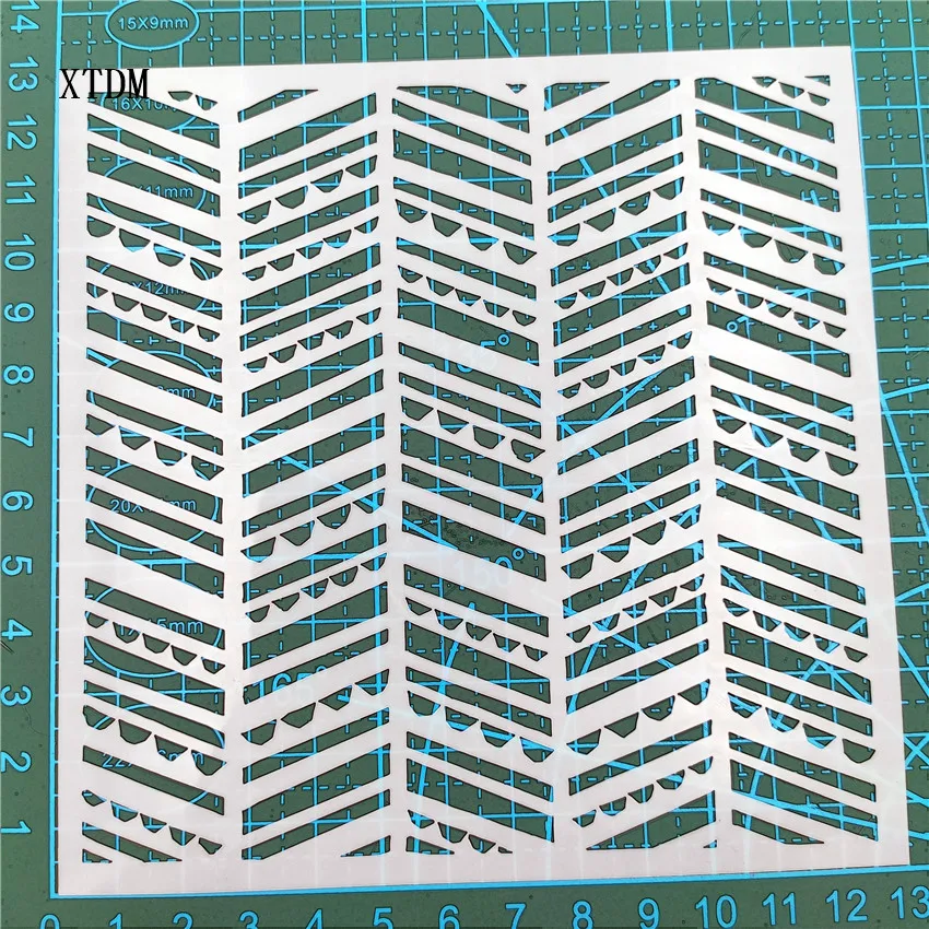 Slash plastic mold shield DIY cake scrapbook stencils hollow Embellishments printing lace ruler Valentine's Day