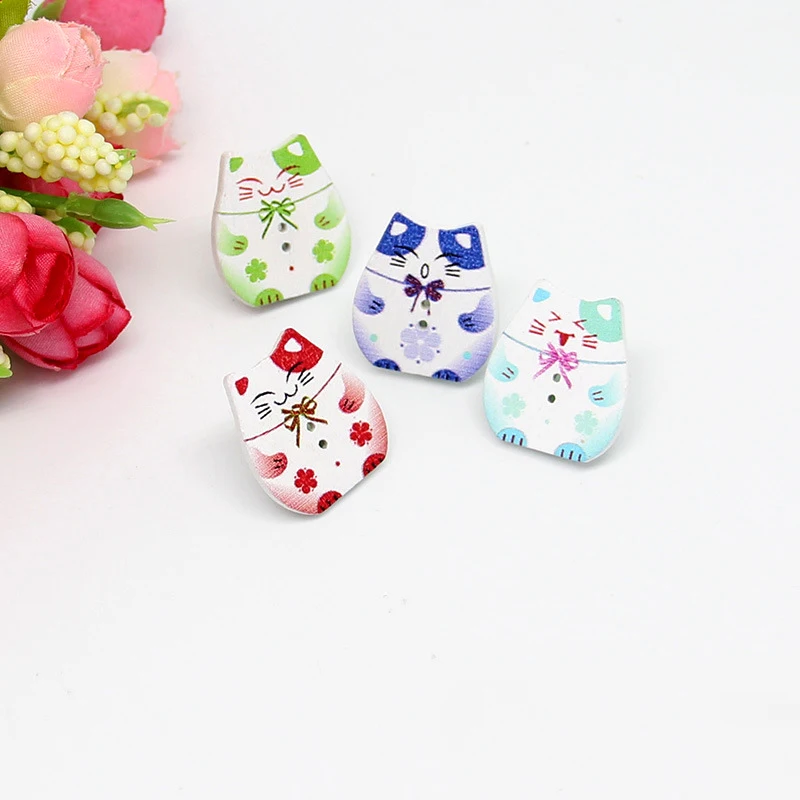 10 шт. Lucky Cat 2 отверстия деревянные пуговицы Scrapbooking ремесла DIY Детские милые аксессуары для шитья одежды Украшение кнопки