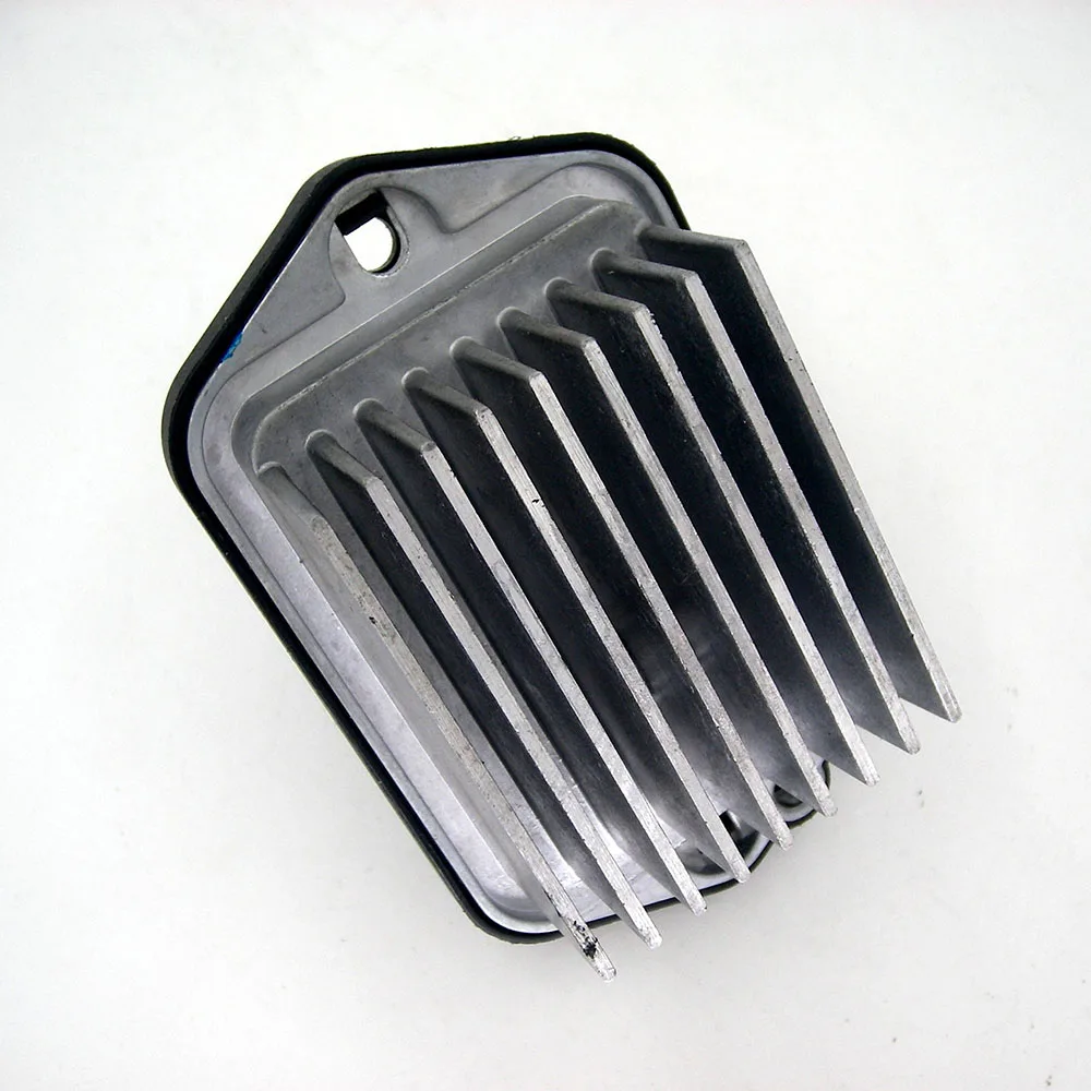 Модуль вентилятора кондиционера сопротивление подходит мазда 6 Мазда 3 BESTURN B50 B70 OE номер PM010010B GJ6E-61-B15L1