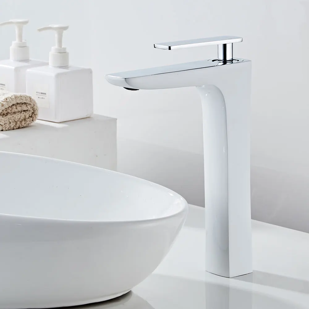 Luxury Bathroom Basin Faucet Single Lever Hot and Cold Water Basin Mixer Tap Bathroom Sink Faucet for Bathroom Accessory