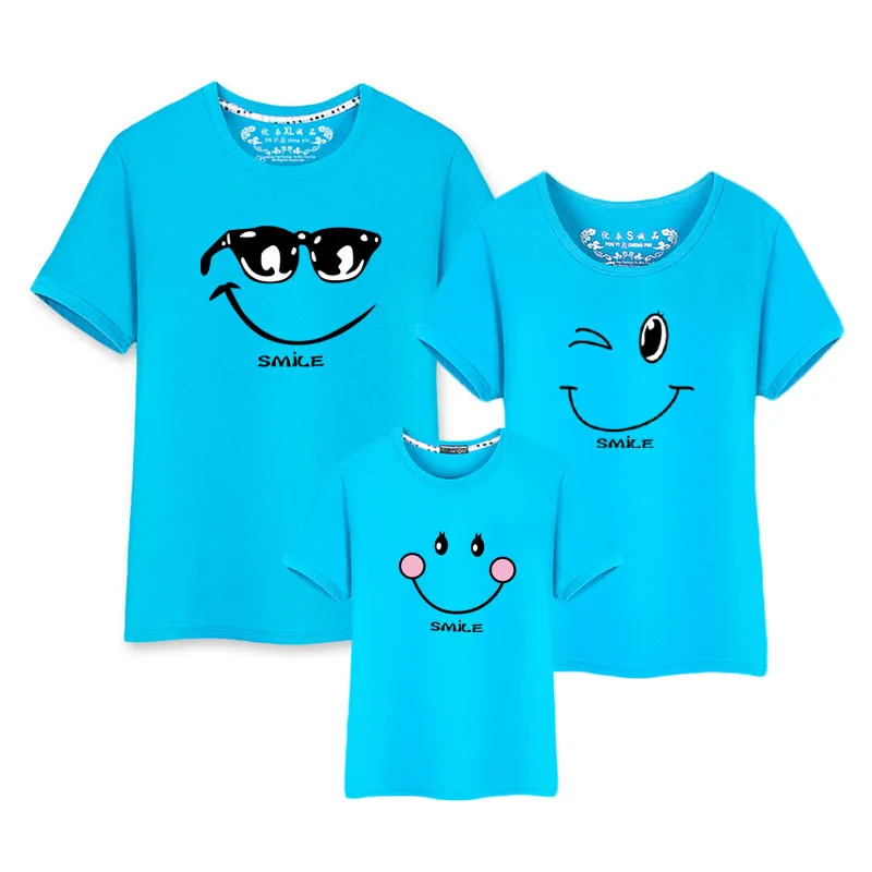 

Smile Tshirt New Born Baby Boy Clothes Summer Korean Fashion Clothing Sets Matching Couple Outfits Family T Shirt Son Mom Dad