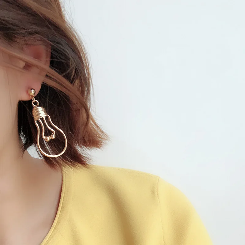 Женские серьги подвески с лампочками новый модный притягательный металлический