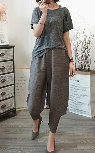 Khaki Однотонные плиссированные штаны-шаровары, большие размеры, женские эластичные брюки с высокой посадкой, талия, морщинки, длина по щиколотку, брюки в японском стиле, новые модные Капри - Цвет: Khaki
