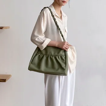 

Pleated Crossbody Niche Design Lightweight Soft Leather Large-capacity Female 2020 New One-shoulder Solid Color A379