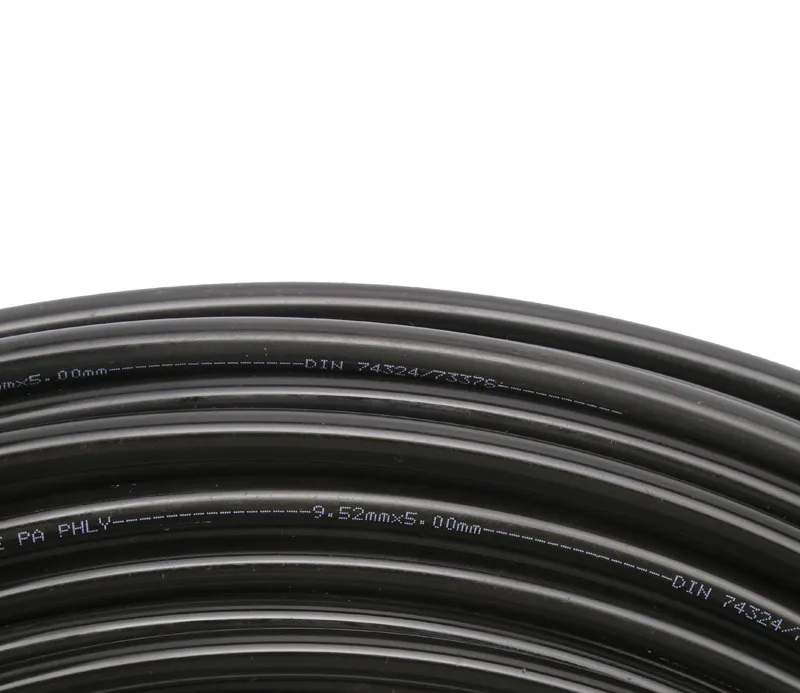 9390880247_2088371123