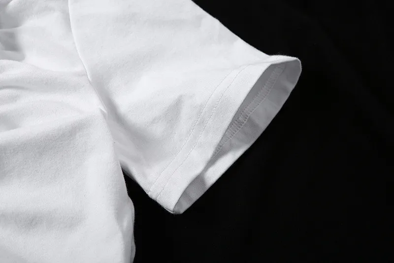 13843532826_1453572700