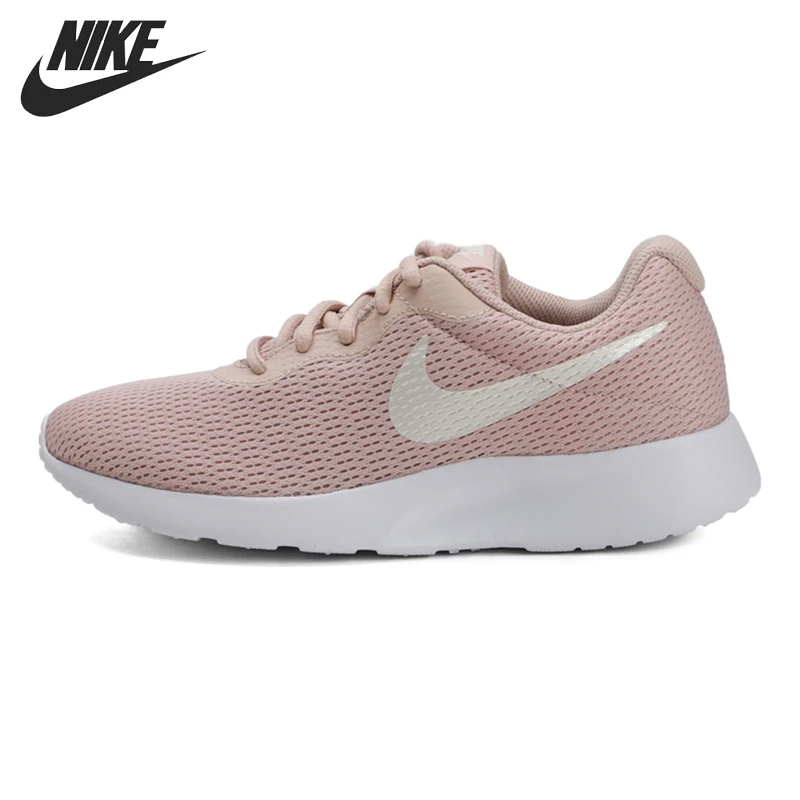 nike tanjun womens running shoes