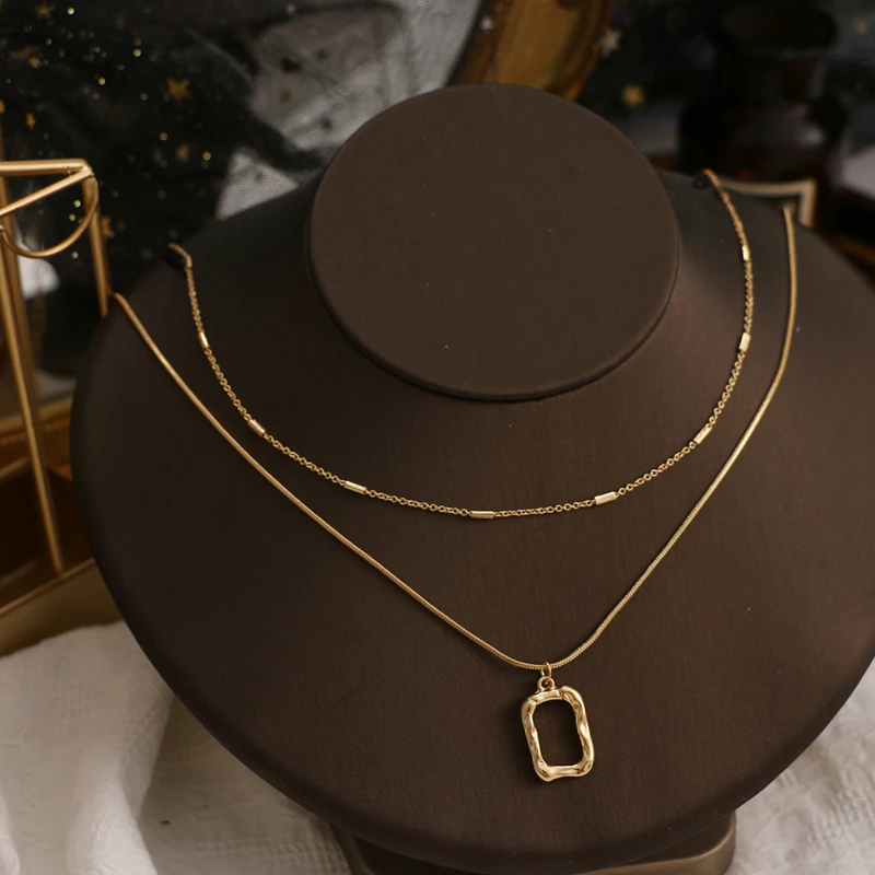 KISS WIFE Vintage Gold Thin Chain Multi 