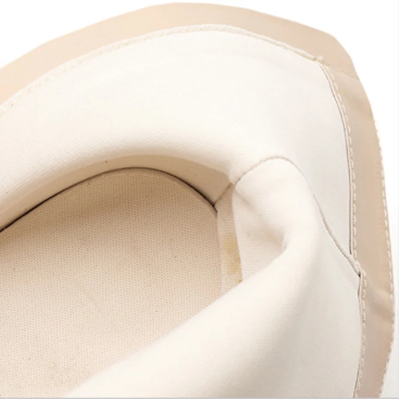 9228803411_855635146