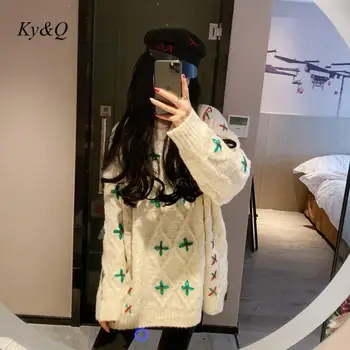

2020 High Quality New Autumn Winter O-neck 3d Flowers Ebroidery Loose Thick Sweater Women White Fashion Luxury Pullover Jumper