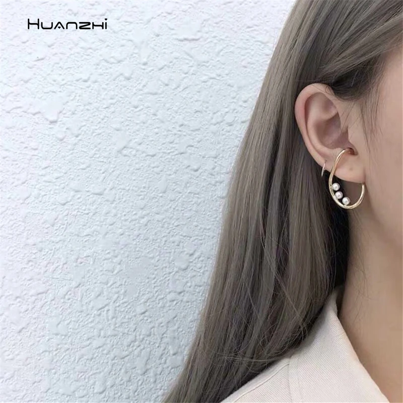 HUANZHI 2020 новые модные простые металлические жемчужные Асимметричные искажения