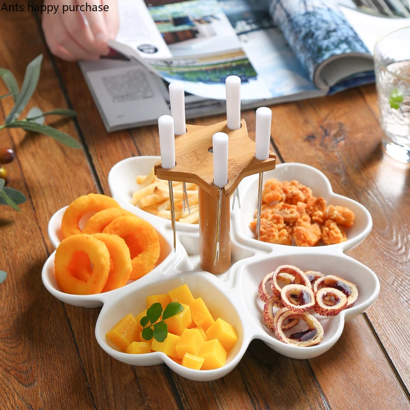 

Heart-shaped Ceramic Plate Multi-frame Fruit Plate Salad Bowl Snacks Platter Dried Fruit Tray Dessert Cake Pan Decorative Plates