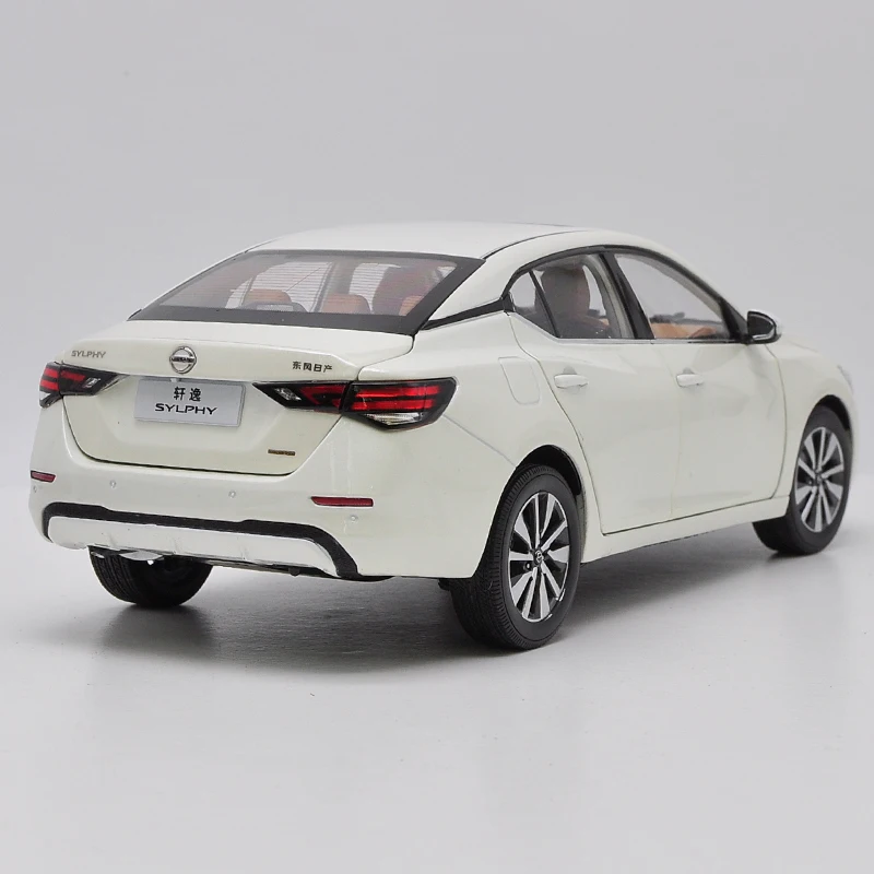 1:18 Nissan 14th 2019 SYLPHY литая модель автомобиля игрушечная металлическая оригинальная