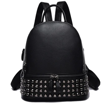 

New 2019 Fashion Rivet Women Backpack Luxury Brand 100% Genuine Leather Backpack Purse Outdoor Large Capacity Backpack