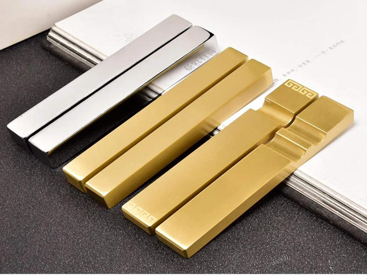 

1pc Multifunction Small Brass Brush Rest Paperweight Calligraphy Painting Sumi-e Tool