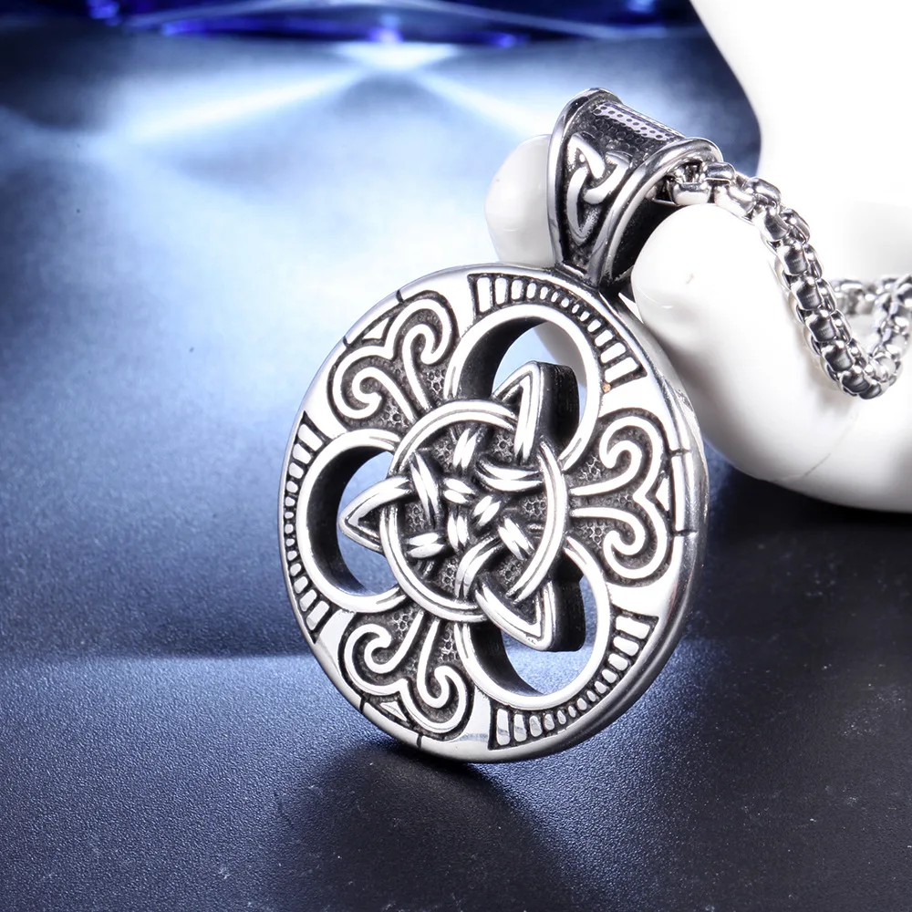 11571610904_898732950