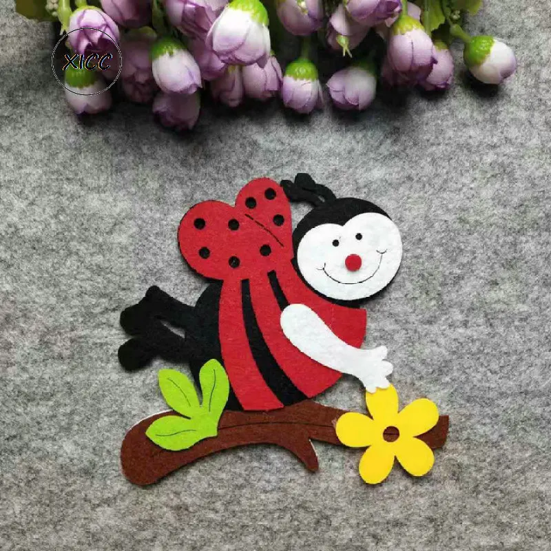 Cartoon Animal Thick Nonwoven Felt DIY Package Bee Giraffe Dinosaur Frog Tiger Chicken House Rabbit Owl Wall Stickers Decor
