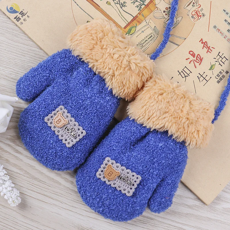 Новые зимние детские перчатки для мальчиков и девочек, толстые плюшевые перчатки без пальцев, бирка-медведь, детские варежки с рисунком, теплые перчатки