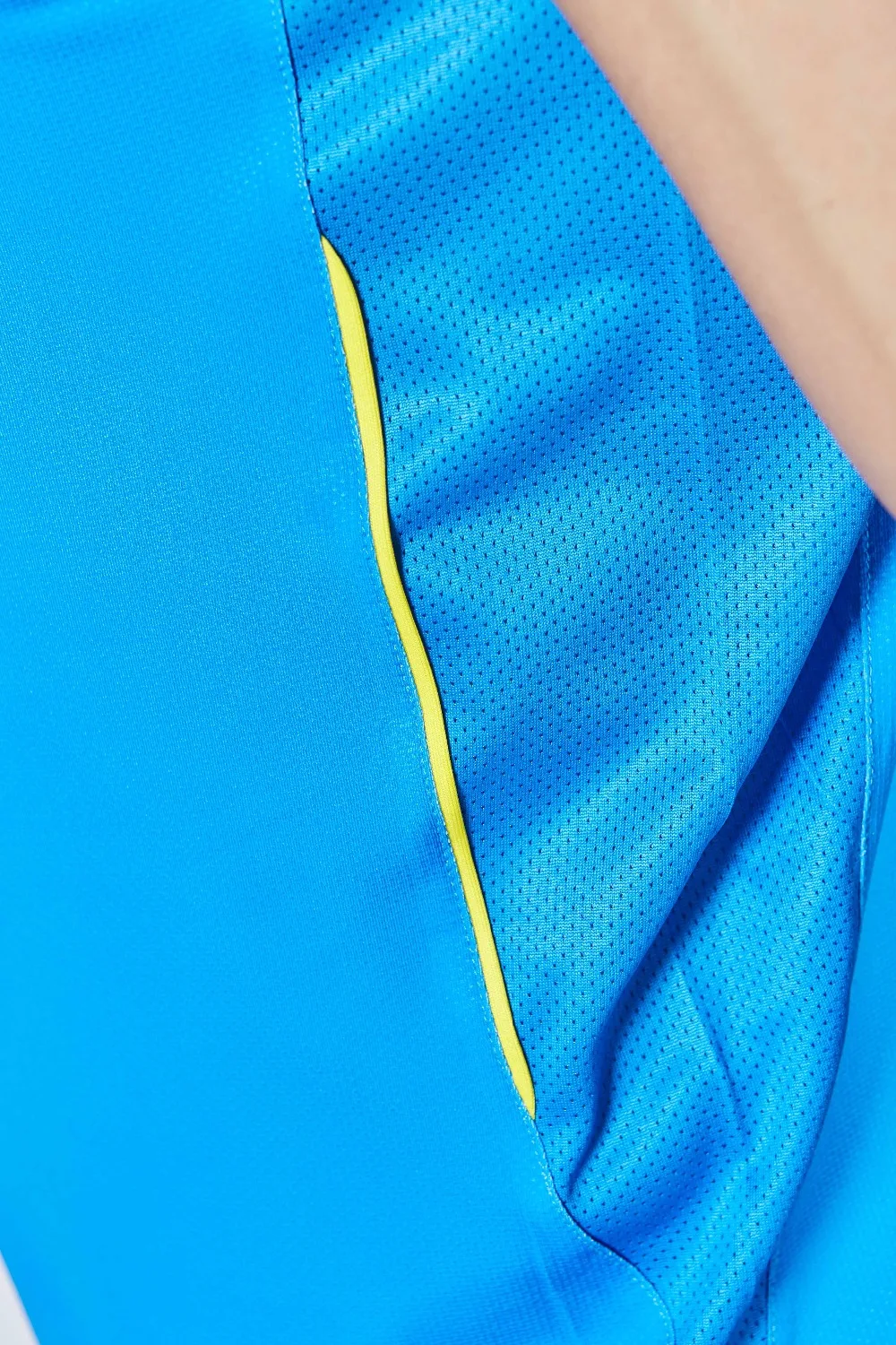 UTB8p_0uurPJXKJkSafSq6yqUXXaw