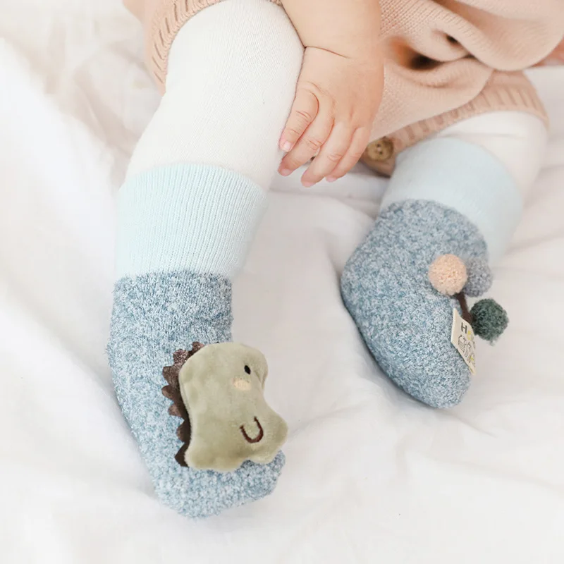 Новые носки для малышей Резиновые Нескользящие носки-тапочки детские зимние носки с рисунками животных для малышей носки для новорожденных мальчиков и девочек
