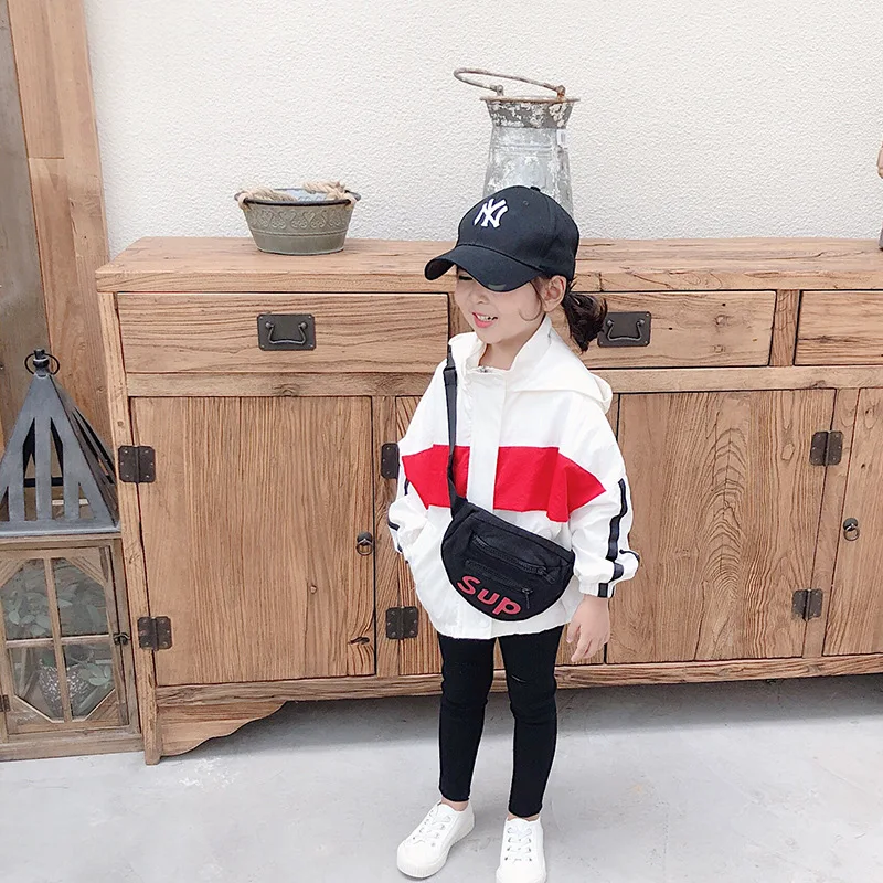 New autumn Korean style fashion white and red hit color normal section hooded jacket outwear both for boys and girls