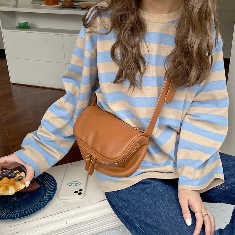 

Messenger Bag Texture Niche Design Pillow Shoulder Bag Female Wild Trend Solid Color