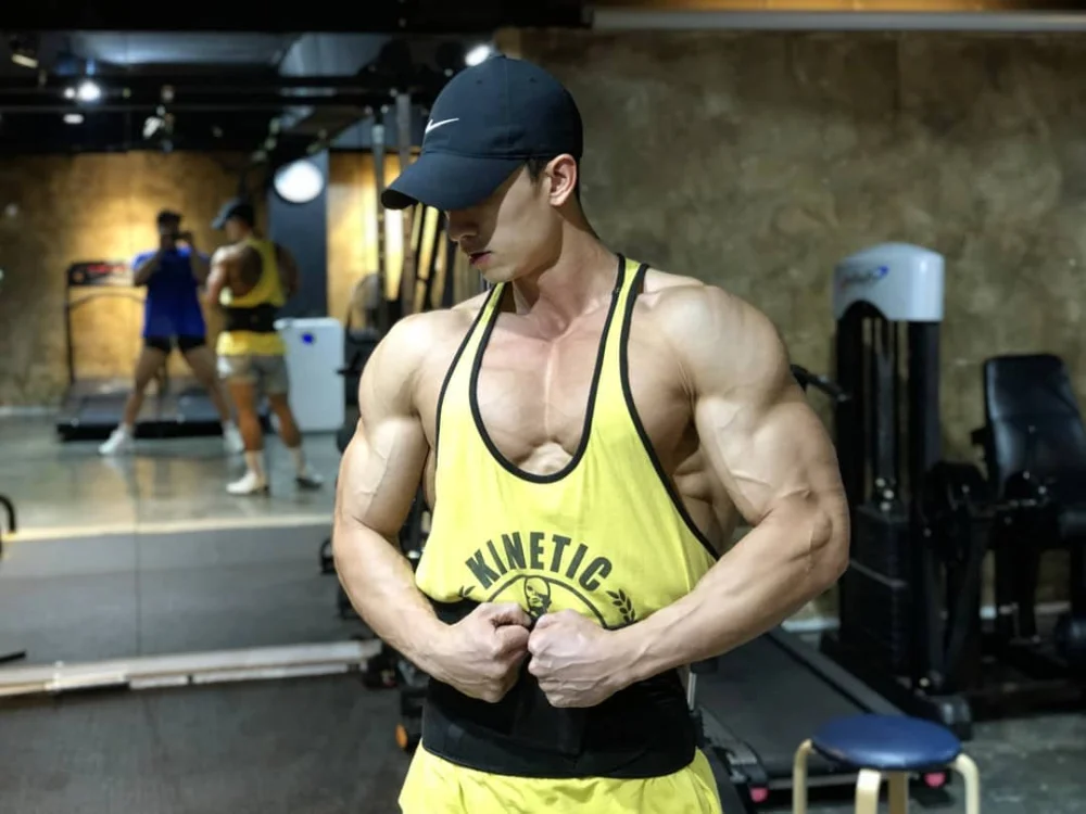 Gyms Tank Tops Men Elastic Cotton Vest O-Neck Gyms Tank Top Men Sleeveless Shirts Muscle Men Fitness Tops