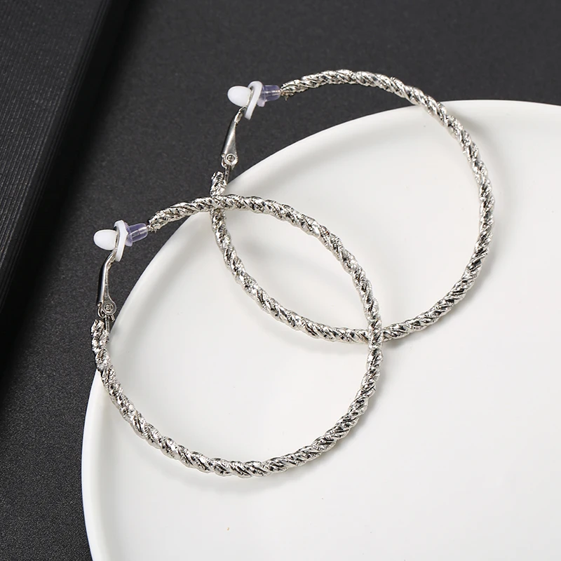 Gold Silver Color Big Round Hoop Clip Earrings No Hole for Women Twisted Circle Large Size Ear Clips Jewelry for Party