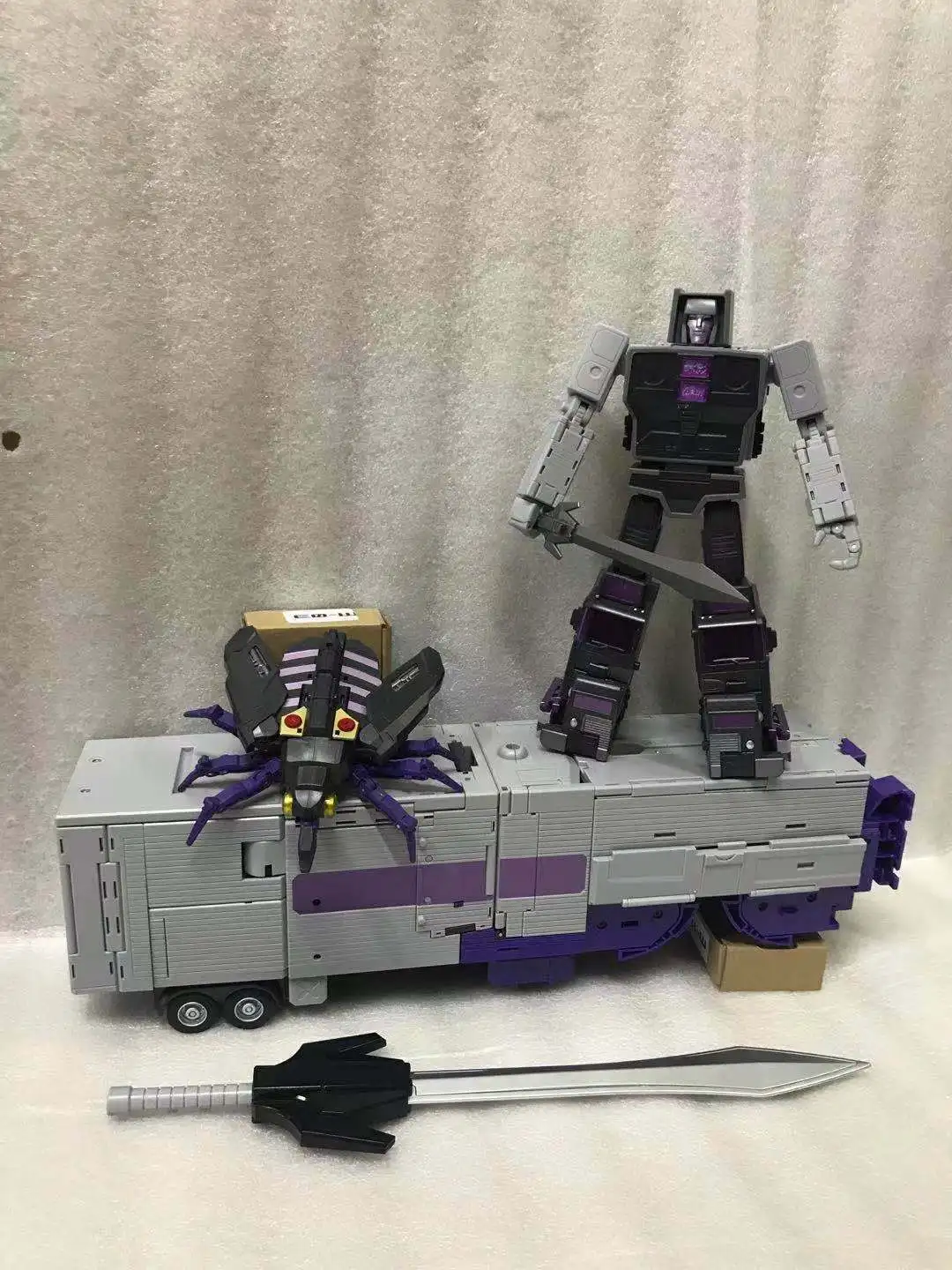 Transformaions DX9 toys ATILLA D14 Capone G1 Menasor Motormaster с трейлером|Игровые фигурки и трансформеры| |