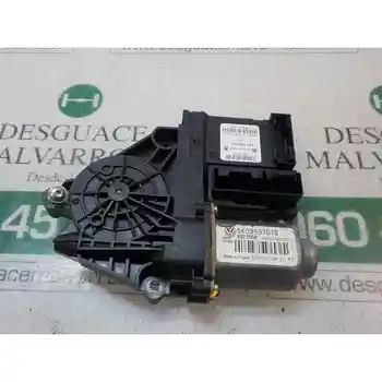 

WINDOW MOTOR FRONT LEFT VOLKSWAGEN GOLF VI (5K1) 5K0959701B 5K0959793 22 PINS + 21 PINS