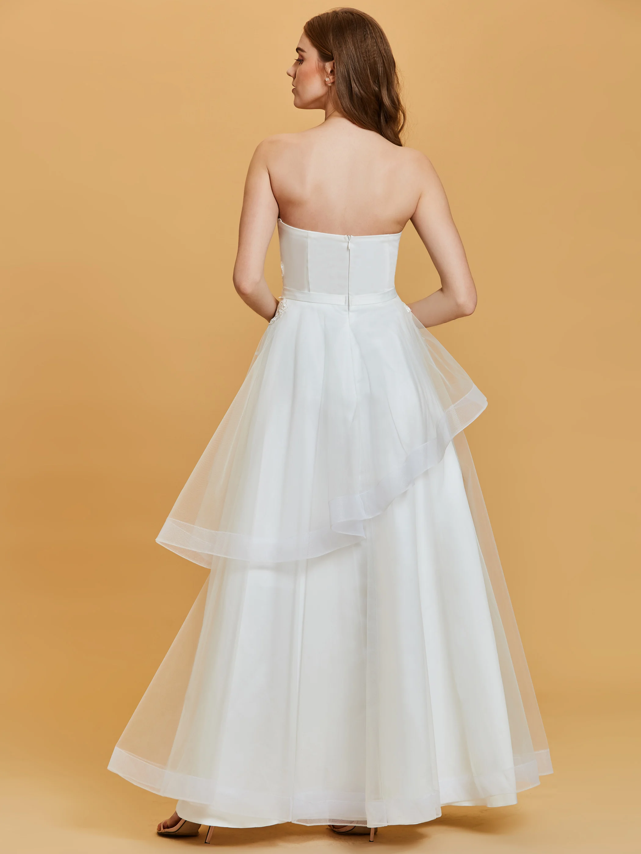 White Strapless Evening Dress Lace Appliques Tiered Wedding Party Formal Dresses Sexy A Line Zipper Up Vestidos Largos