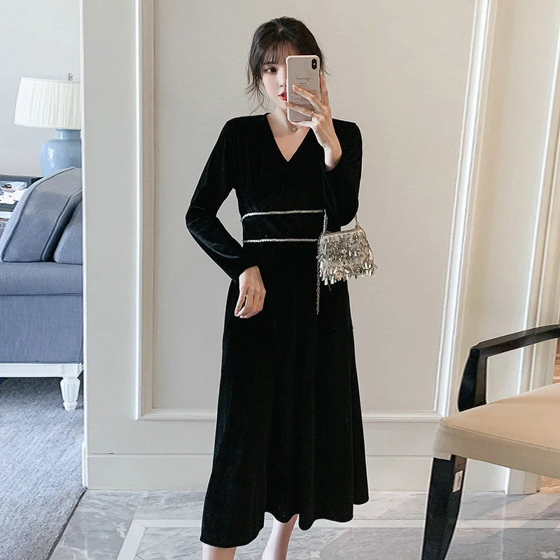 

Spring Black Pleuche Empire Dress Woman Elegant Beaded Waist Design Party Dresses Women V-neck Calf Length Shift Robe Femme 2020