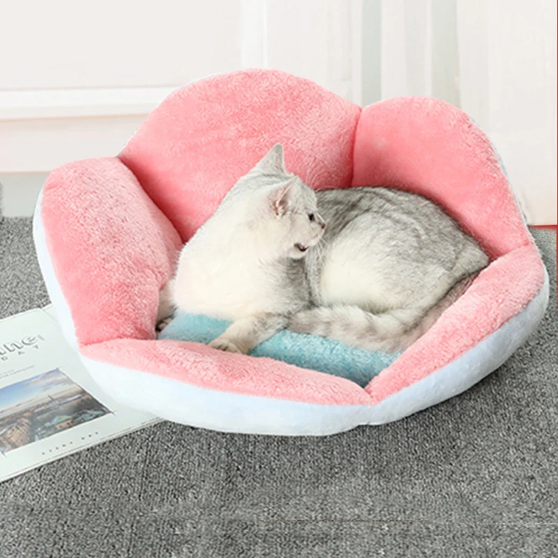 Pet Dog Bed Round Plush Cat House Dog Mat Winter Warm Sleeping Cats Nest Soft Flower Shape Dogs Pet Cushion Portable Supplies