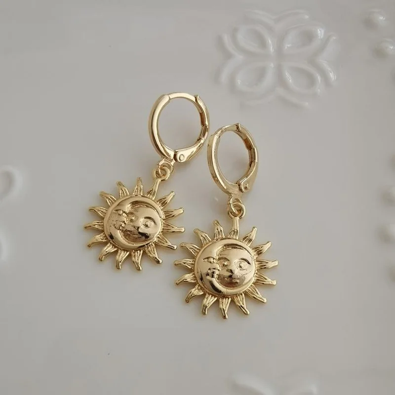 Simple Gold Moon Sun Hoop Earring Fashion Jewelry Earrings for Women Girls Steampunk Ear Clip Gift her | Украшения и аксессуары