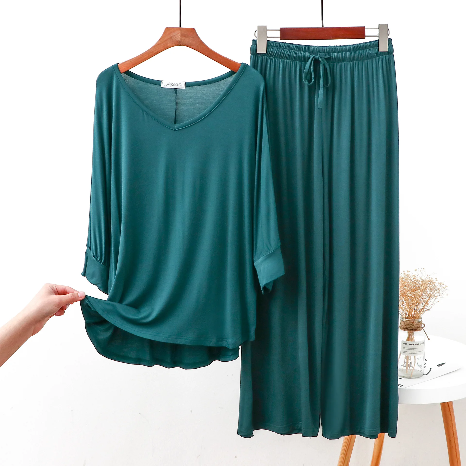 2 pieces set Buttflap Pajamas suit bat sleeve cotton v-neck elastic waist wide leg pants trousers soft home wear women pajamas set,women pajama suit,cotton pajamas set