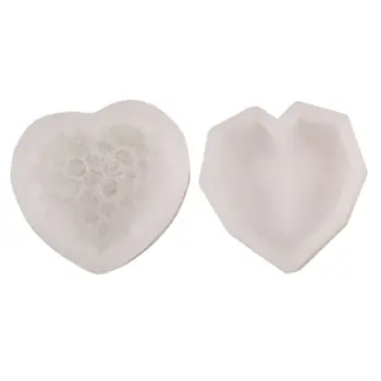 

Handicraft toys Epoxy Material: SiliconeColor: Transparent Corrosion resistance for none Handicraft toys strong adaptability to