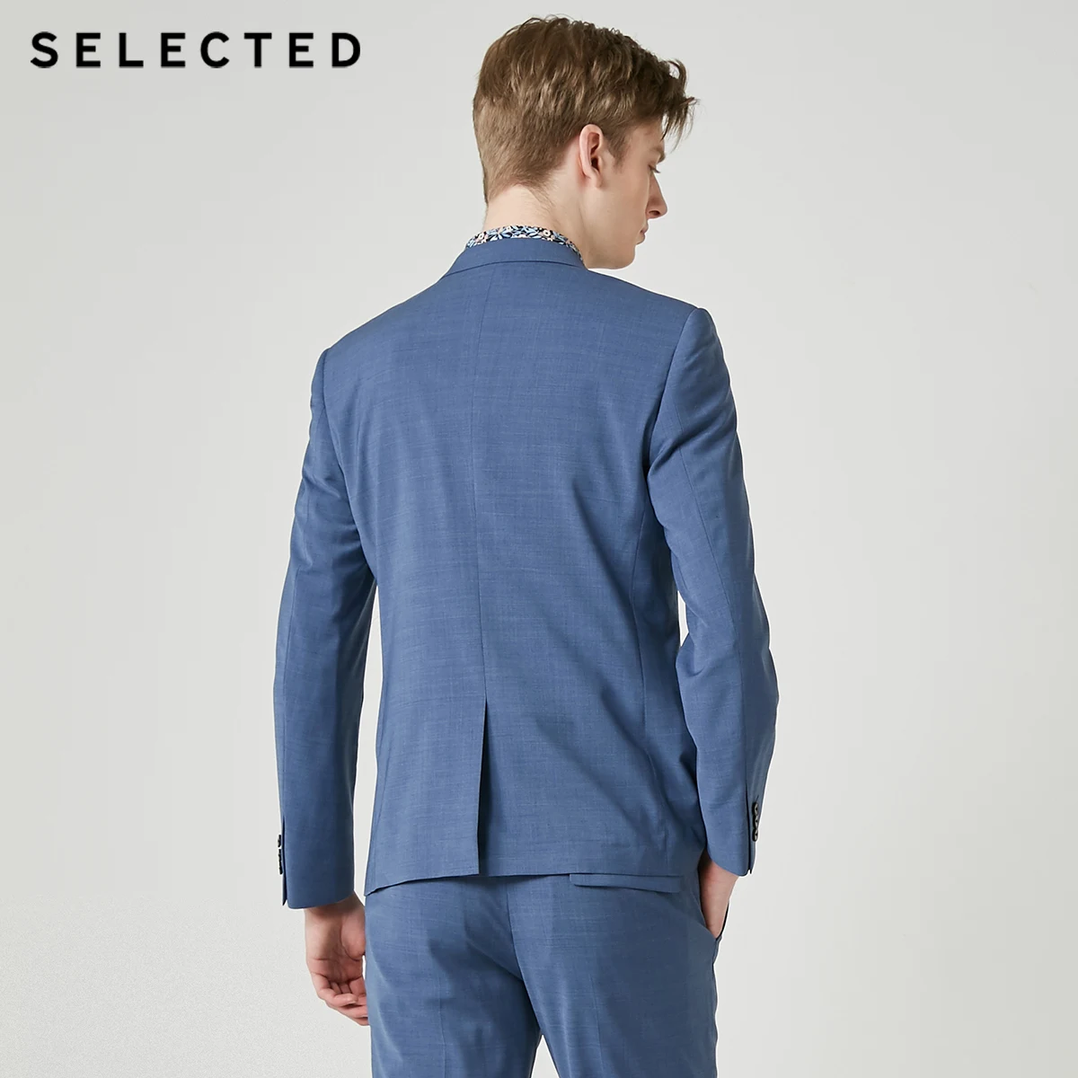 Выбранные Для мужчин Slim-Fit шерстяной пиджак Однотонная одежда застежка Куртка с воротником от одного года до четырех лет | 41925Y503