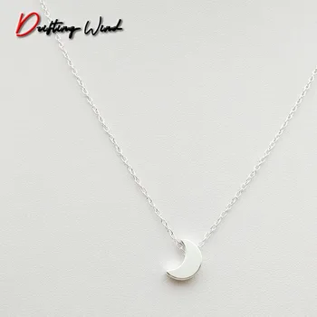 

Charms Women Necklace Moon Necklaces Minimalist Chain Ladies Pendant Girls Jewelry Gold Color Trendy European Metal Halskette