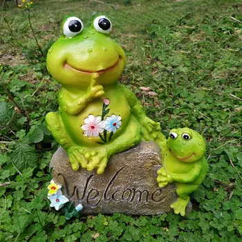 

Cute Resin Statue Garden Store Decorative Frog Sculpture for Home Desk Garden Decor - Mother & Son Frog