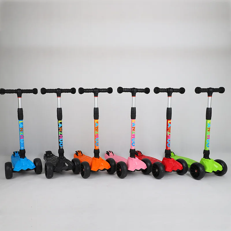 

Manufacturers Direct Selling Wealthy Folding Graffiti Big Wide round-Meter-High Car Children Scooter Customizable Logo