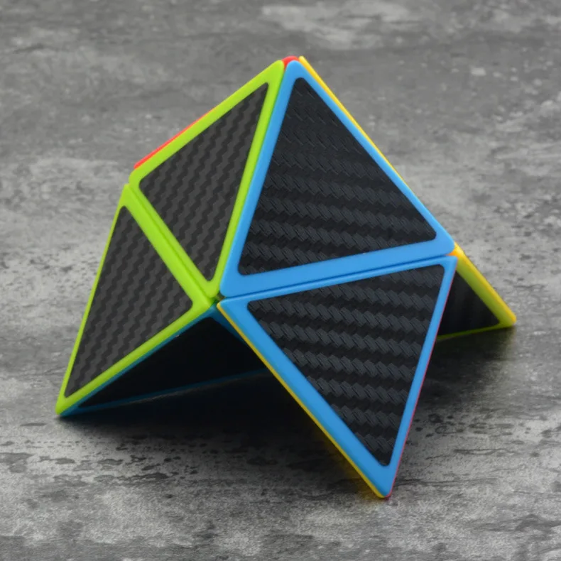 [Музыкальные вечерние пирамиды из углеродного волокна второго заказа] 2 формы гладкого углеродного волокна треугольный Кубик Рубика обучающая игрушка