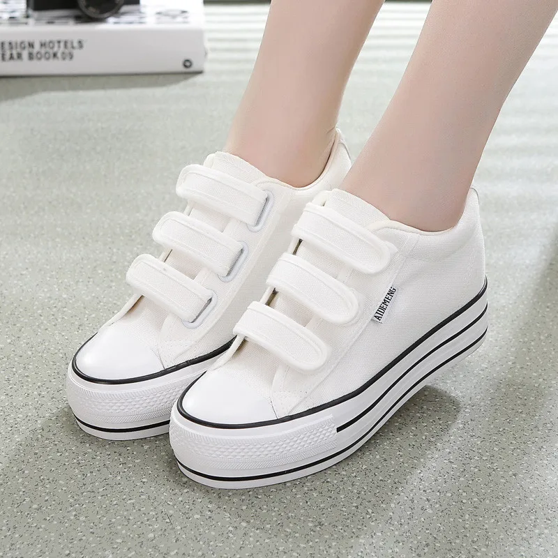 

Female Canvas High Heels Sneakers Woman Height Increasing Sneakers Wedges Platform Shoes Woman Casual Vulcanized Shoes 2019