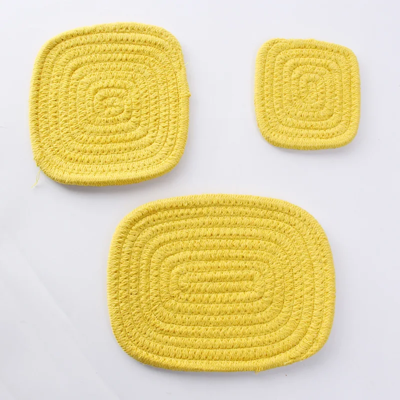 12606904406_1905837338