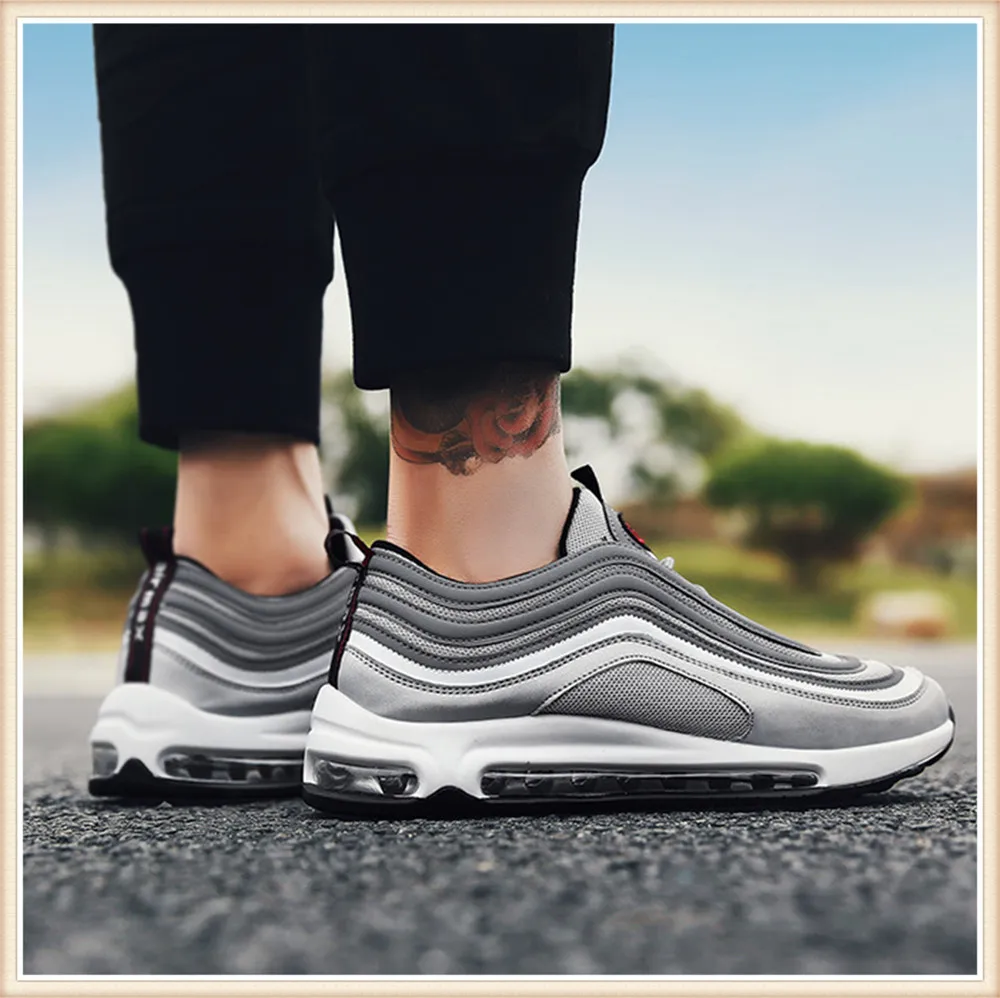 SNEAKER xq9