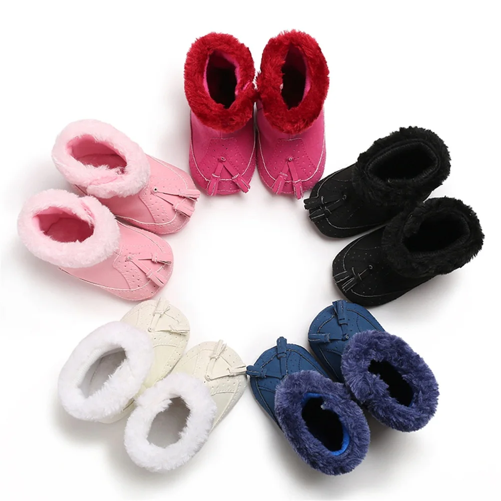 Теплые хлопковые ботинки для маленьких мальчиков и девочек; обувь для малышей; нескользящая Мягкая Обувь для новорожденных; Теплая обувь; на 0-18 месяцев
