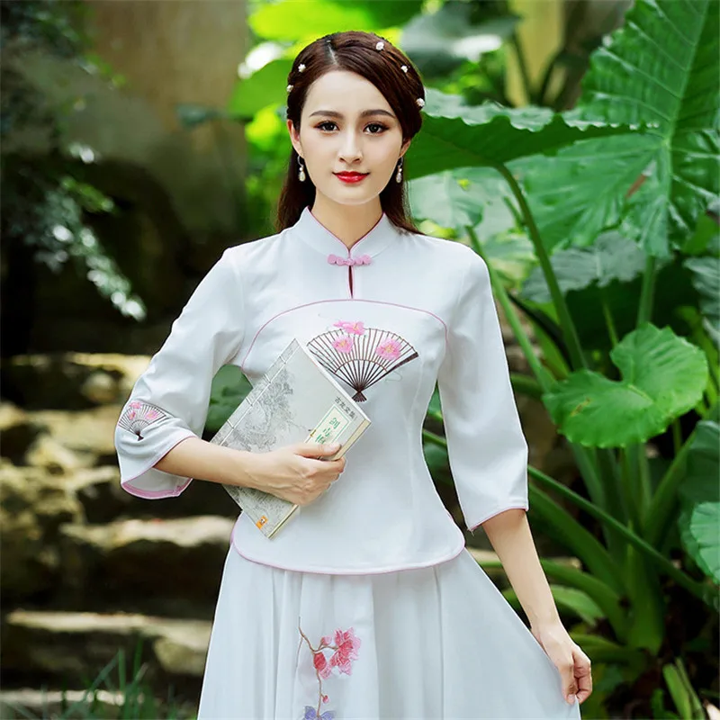 Женская улучшенная Cheongsam топы весна и лето с рукавами 1/2, вышивкой короткий костюм Тан Топ Китайская традиционная одежда - Цвет: White