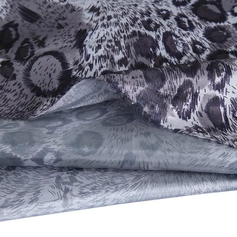 cheap Polyester fabric Newspaper leopard print taffeta fabric for bag lining 50*150 cm/piece W21